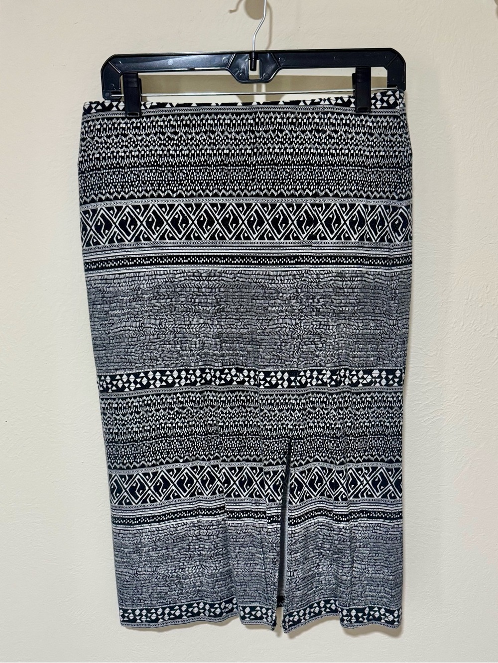 BCBGeneration Black and White Geometric Midi Skirt